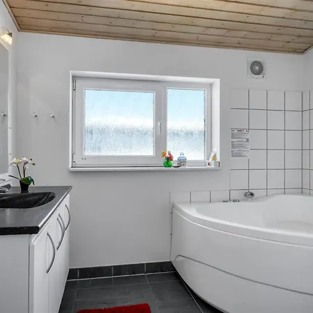 Apartament Molti - 750m From The Sea In Nw Jutland By Interhome